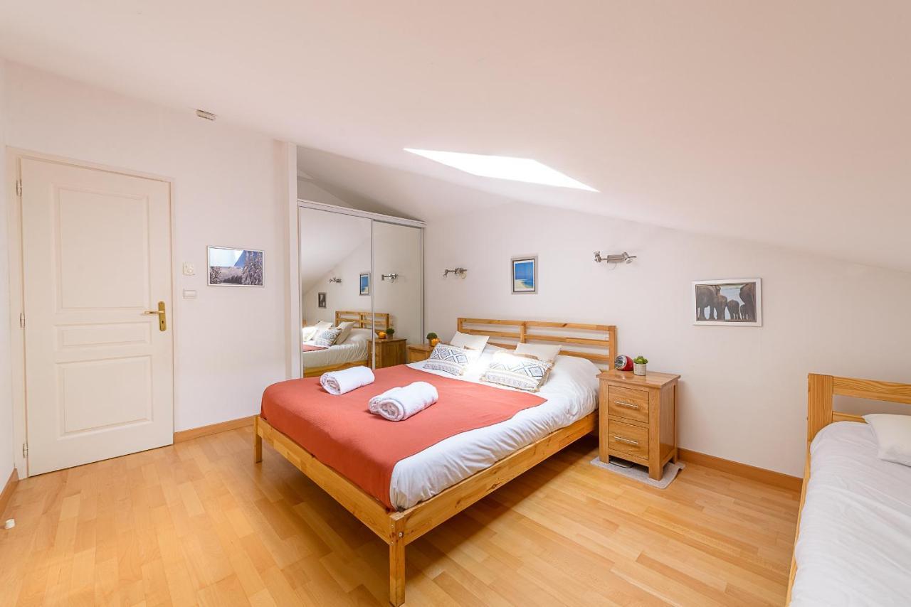 L'Hermitage, 3 Appartements Avec Terrasse, Vue Lac, Parking Et Piscine, Lla Selections By Location Lac Annecy Talloires Exterior foto